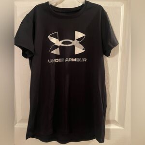 Girls Under Armour Tee Shirt - Youth Large.
